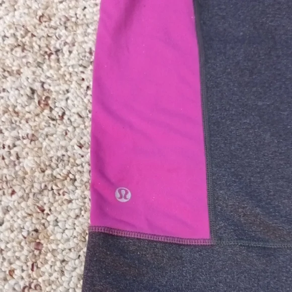 Size 8 Purple and Gray Sweater with Stand-Up Collar - Picture 15 of 15